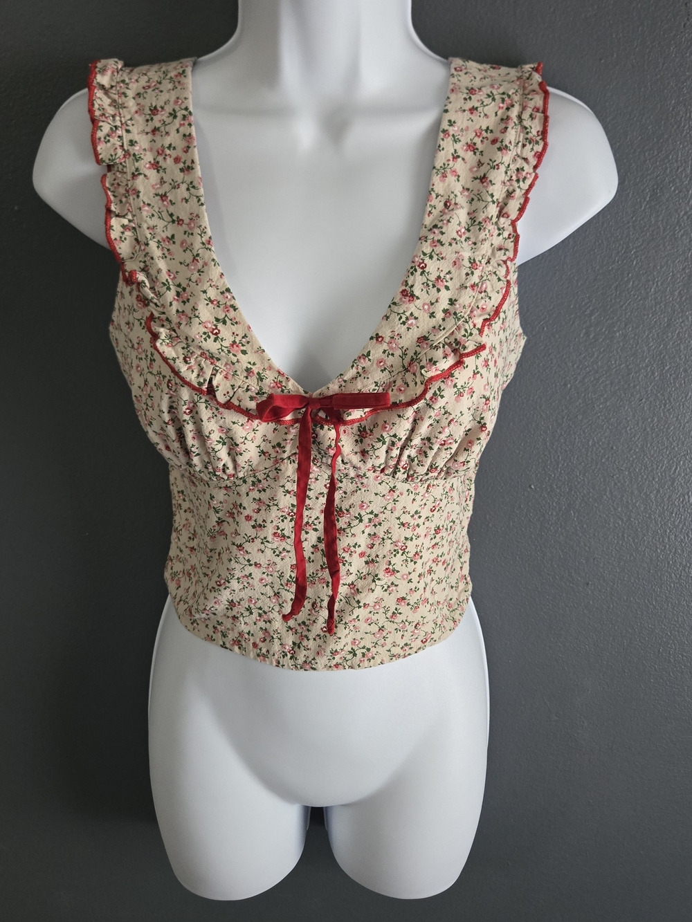 Thirty Thirty Coquette Ditsy Floral Ruffle Crop Y2K Camisole Small